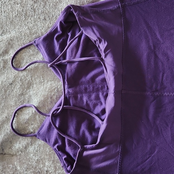 Lululemon size 8 tank top - Picture 3 of 3